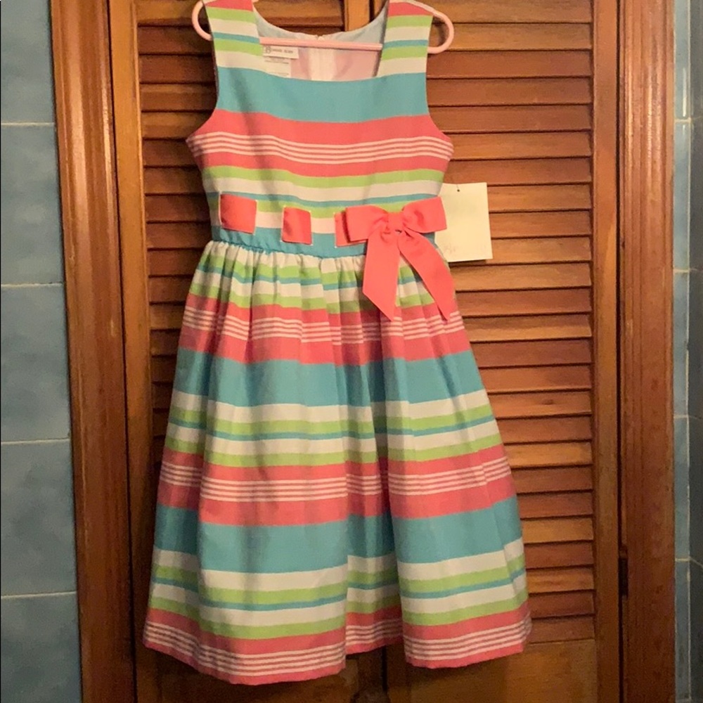 Girls dress